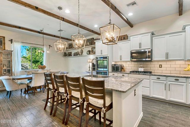 6640 W Whispering Windmill Lane, Marana, AZ 85658