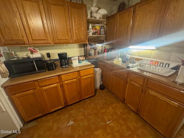 79 Central Terrace, Cohoes, NY 12047