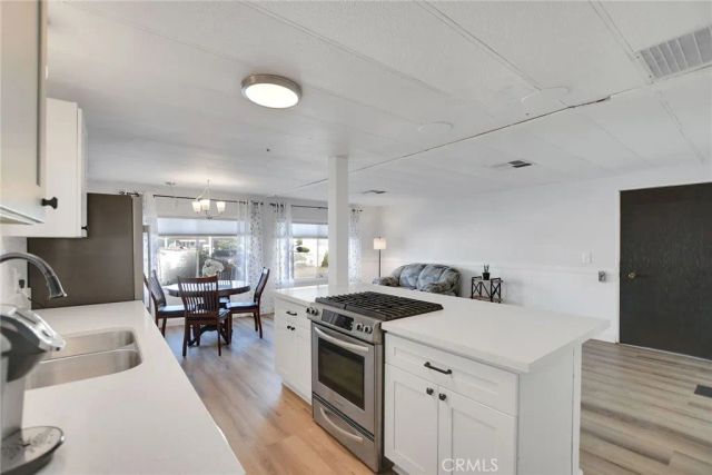 840 Foothill 27, Azusa, CA 91702