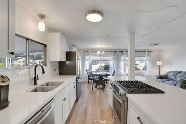 840 Foothill 27, Azusa, CA 91702