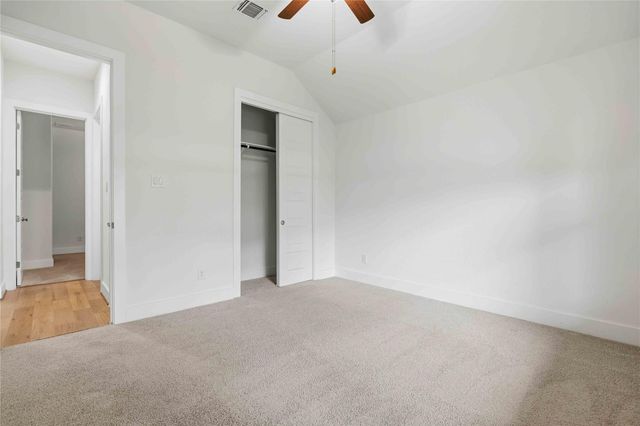 401 Sitlington LN, Austin, TX 78738