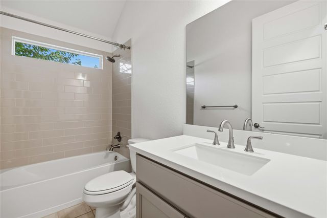 401 Sitlington LN, Austin, TX 78738