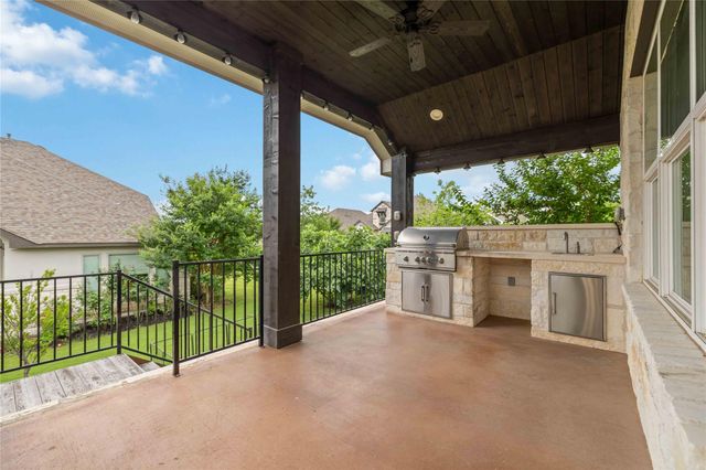401 Sitlington LN, Austin, TX 78738