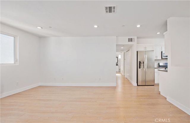 637 N Harvard 637.50, Los Angeles, CA 90004