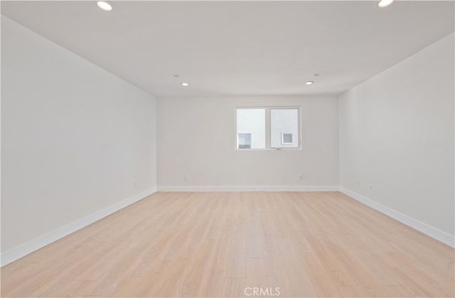 637 N Harvard 637.50, Los Angeles, CA 90004