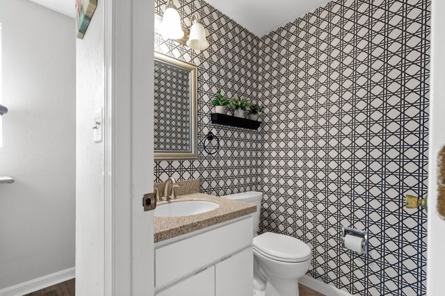 52 Liberty St F3, Plymouth, MA 02360