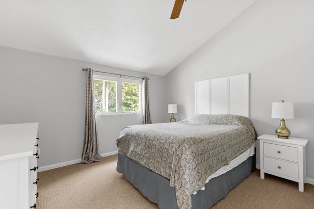 52 Liberty St F3, Plymouth, MA 02360