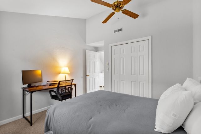 52 Liberty St F3, Plymouth, MA 02360