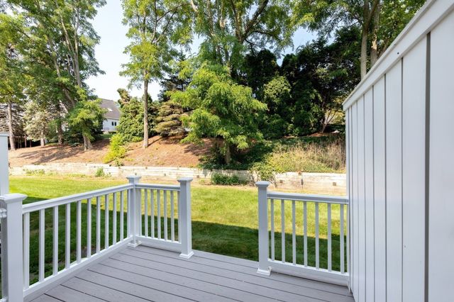 52 Liberty St F3, Plymouth, MA 02360