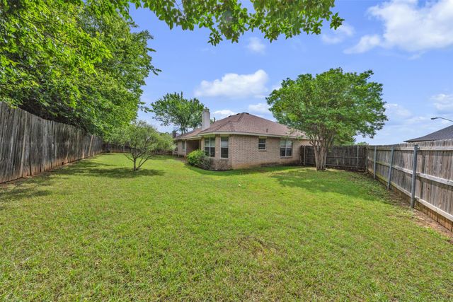 1618 Fern Drive, Mansfield, TX 76063