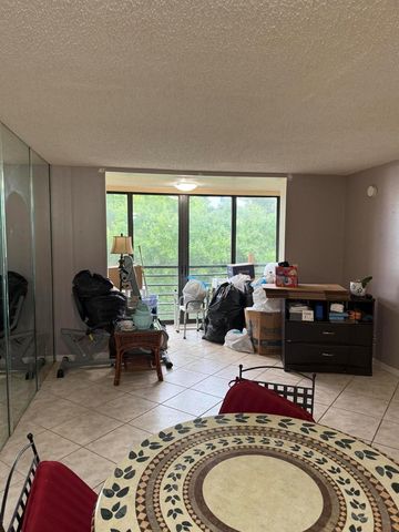 4760 W Lucerne Lakes Blvd W 407, Lake Worth, FL 33467
