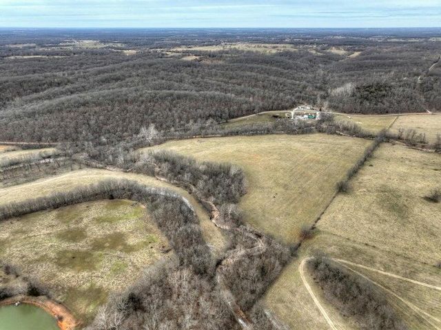 18284 B-2 Gazelle Drive, Neosho, MO 64850