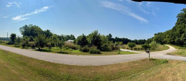 18284 B-2 Gazelle Drive, Neosho, MO 64850