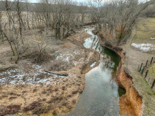 18284 B-2 Gazelle Drive, Neosho, MO 64850