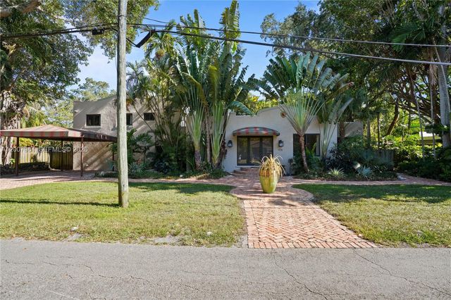 476 NE 119th St, Biscayne Park, FL 33161