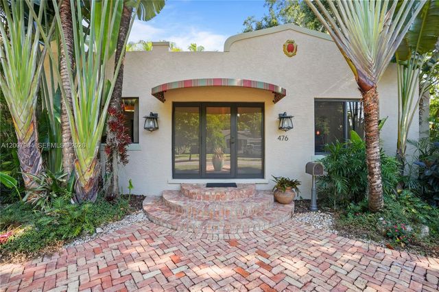 476 NE 119th St, Biscayne Park, FL 33161