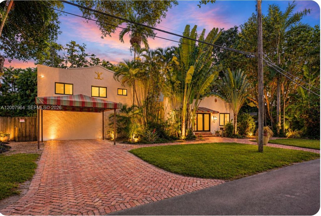 476 NE 119th St, Biscayne Park, FL 33161