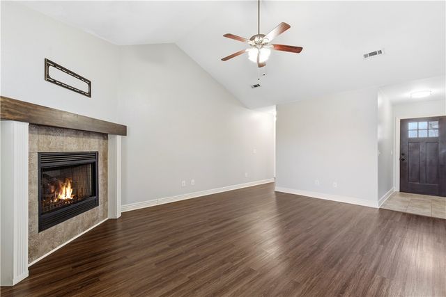 605 Jenkins Road, Prairie Grove, AR 72753