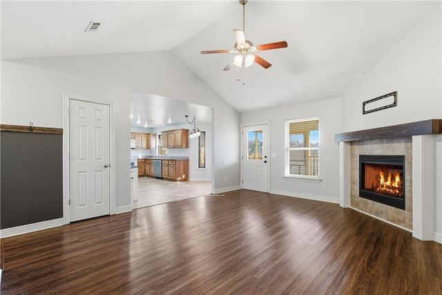 605 Jenkins Road, Prairie Grove, AR 72753