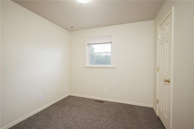 10607 Bellefontaine Avenue, Kansas City, MO 64137