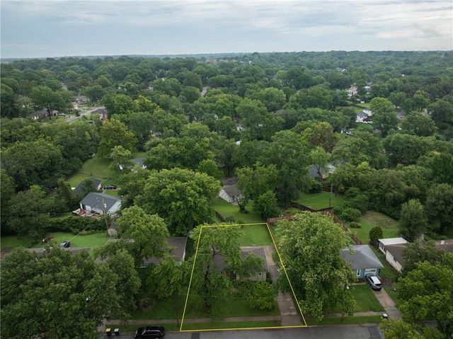 10607 Bellefontaine Avenue, Kansas City, MO 64137