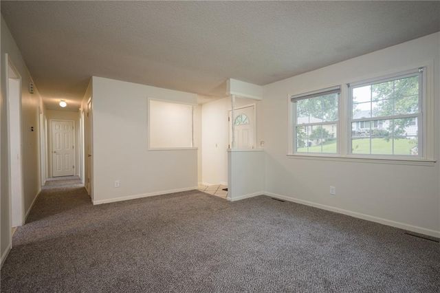 10607 Bellefontaine Avenue, Kansas City, MO 64137