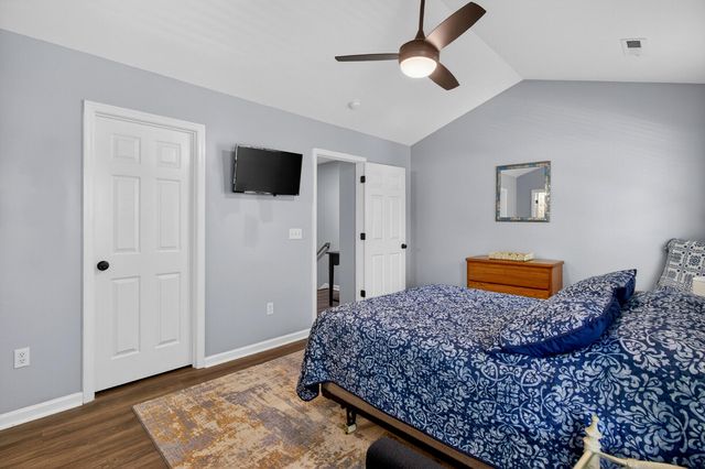 8673 Grassy Oak Trail, North Charleston, SC 29420