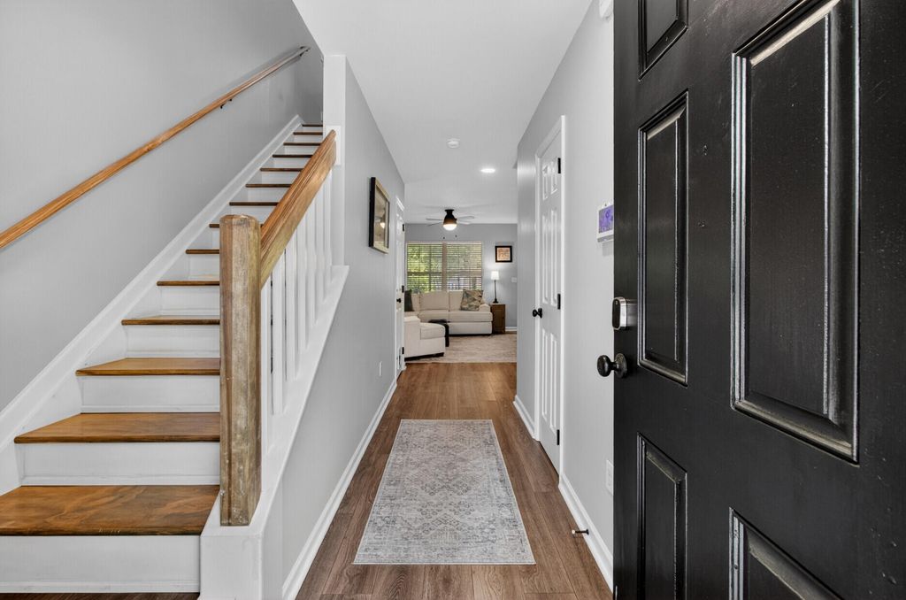 8673 Grassy Oak Trail, North Charleston, SC 29420