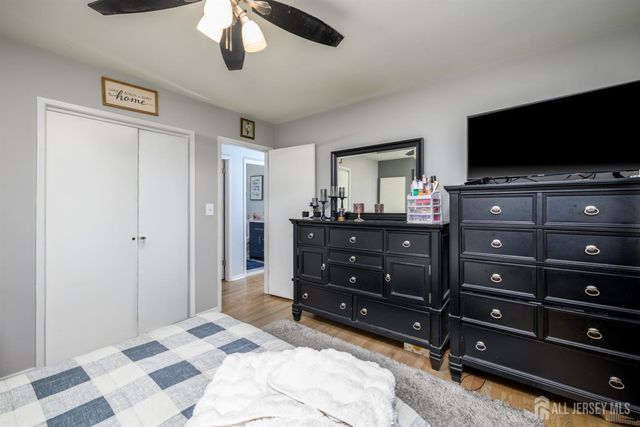 290 Grove Street, Woodbridge Proper, NJ 07095