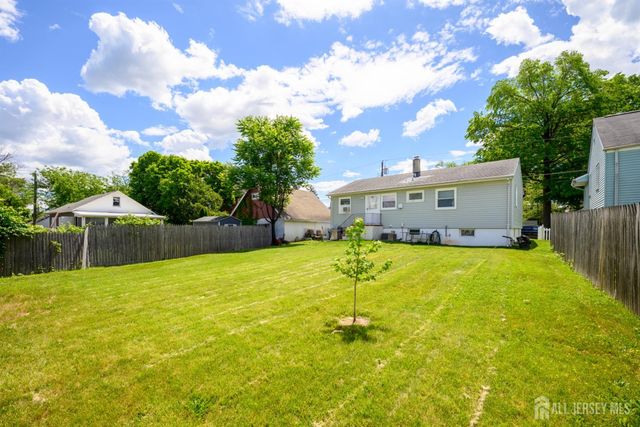 290 Grove Street, Woodbridge Proper, NJ 07095