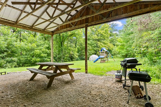 9501 Campton Road, Stanton, KY 40380