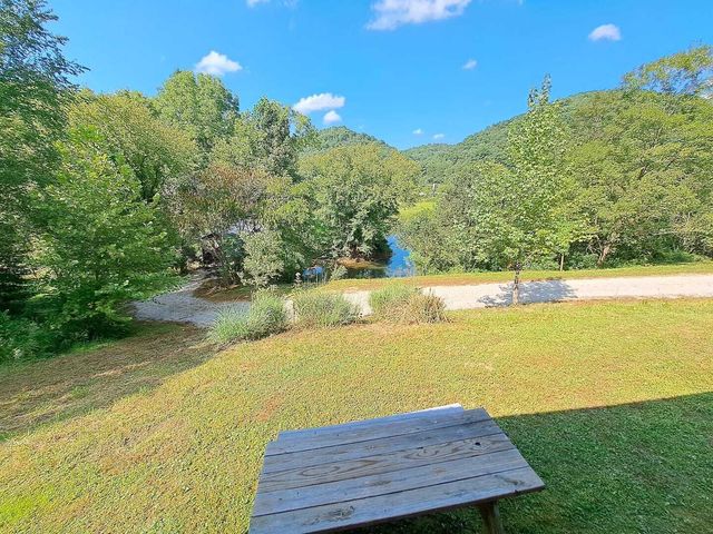 9501 Campton Road, Stanton, KY 40380