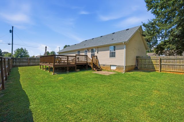 2095 Bolden Dr, Murfreesboro, TN 37127