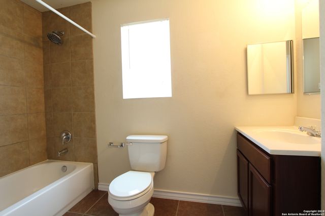 5008 FLIPPER DR, San Antonio, TX 78238