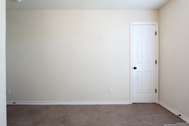 5008 FLIPPER DR, San Antonio, TX 78238