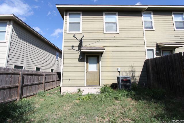 5008 FLIPPER DR, San Antonio, TX 78238