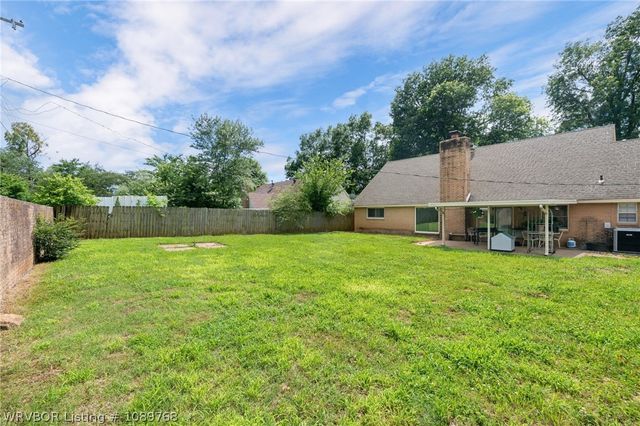 2213 S 66th Street, Fort Smith, AR 72903