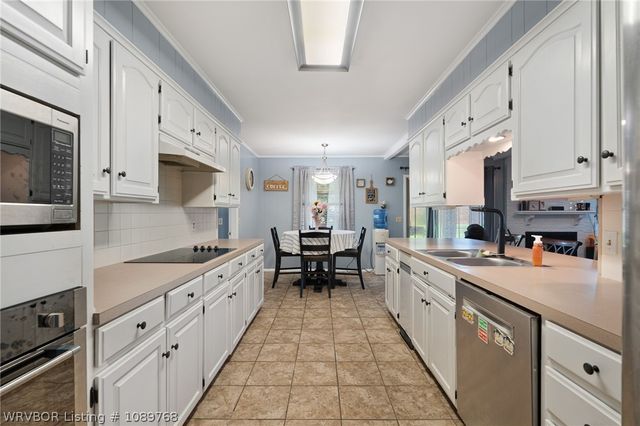 2213 S 66th Street, Fort Smith, AR 72903