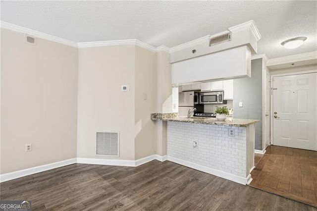 795 Hammond Drive 205, Atlanta, GA 30328