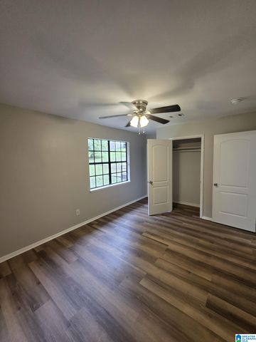 7833 LAKE AVENUE, Leeds, AL 35094