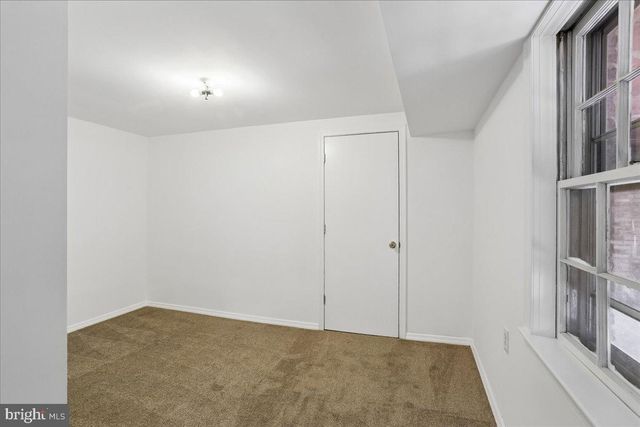 9812 CANAL RD, Montgomery Village, MD 20886