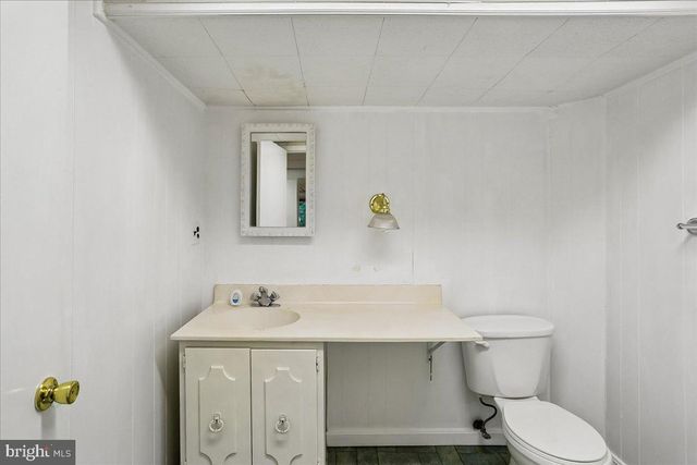9812 CANAL RD, Montgomery Village, MD 20886