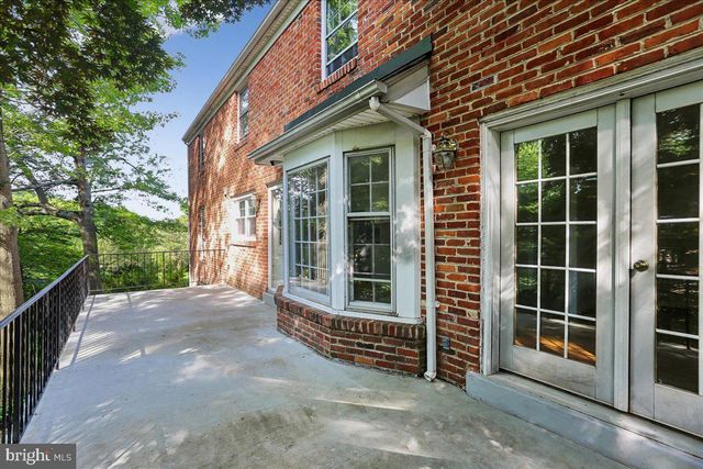 9812 CANAL RD, Montgomery Village, MD 20886
