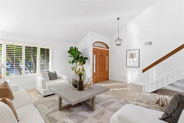 28162 Palmada, Mission Viejo, CA 92692