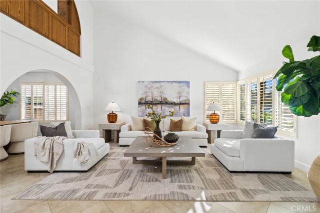 28162 Palmada, Mission Viejo, CA 92692