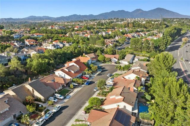 28162 Palmada, Mission Viejo, CA 92692