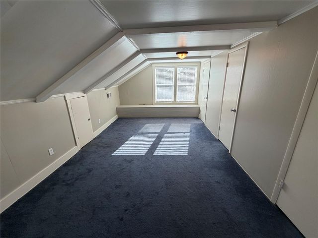 1514 Avenue F, Danbury, TX 77534