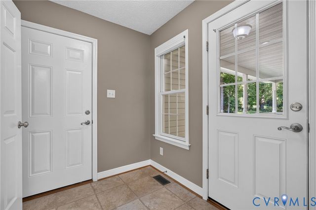 4105 Old Nottingham Rd, Quinton, VA 23141