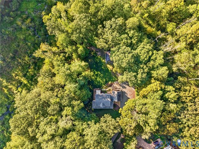 4105 Old Nottingham Rd, Quinton, VA 23141