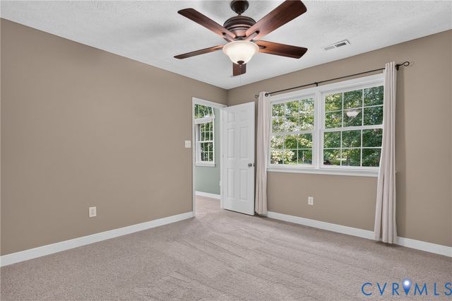 4105 Old Nottingham Rd, Quinton, VA 23141